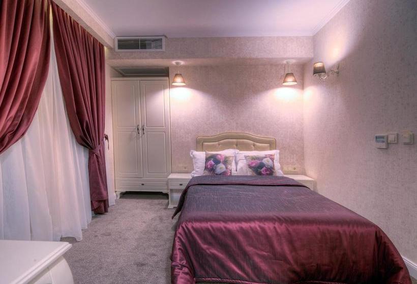 Family Hotel Agoncev 2