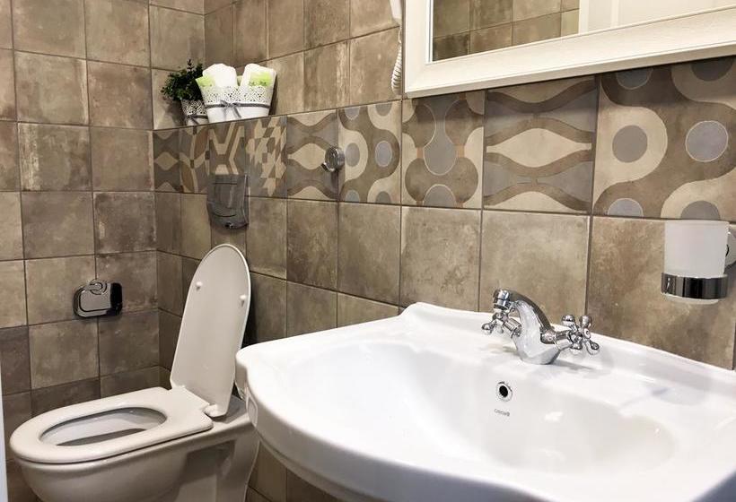 Family Hotel Agoncev 9