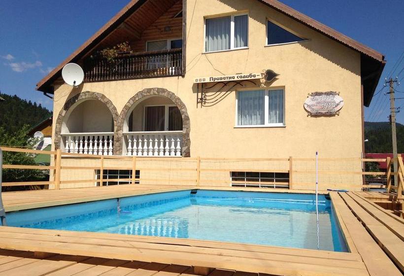 Hotel Usadba Tatarchik