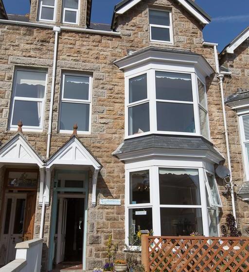 3 Porthminster B&b 16