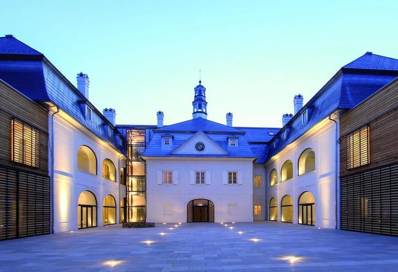 Hotel Château Gbe Any