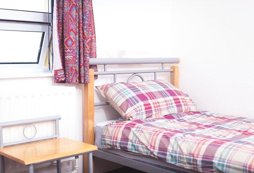 White Park Bay Youth Hostel 14