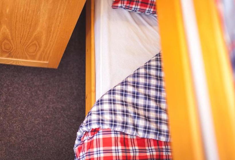 White Park Bay Youth Hostel 6