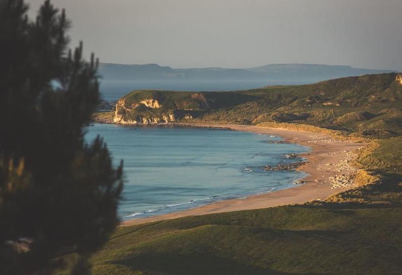 White Park Bay Youth Hostel 8