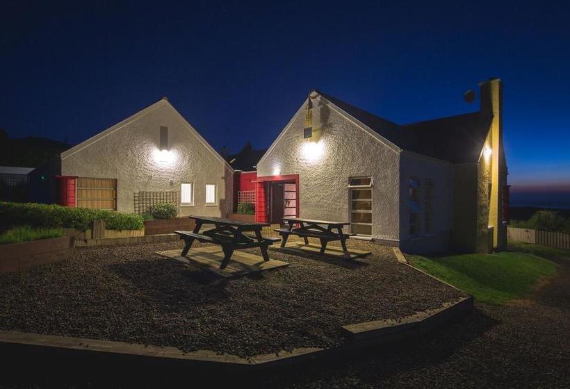 White Park Bay Youth Hostel 9