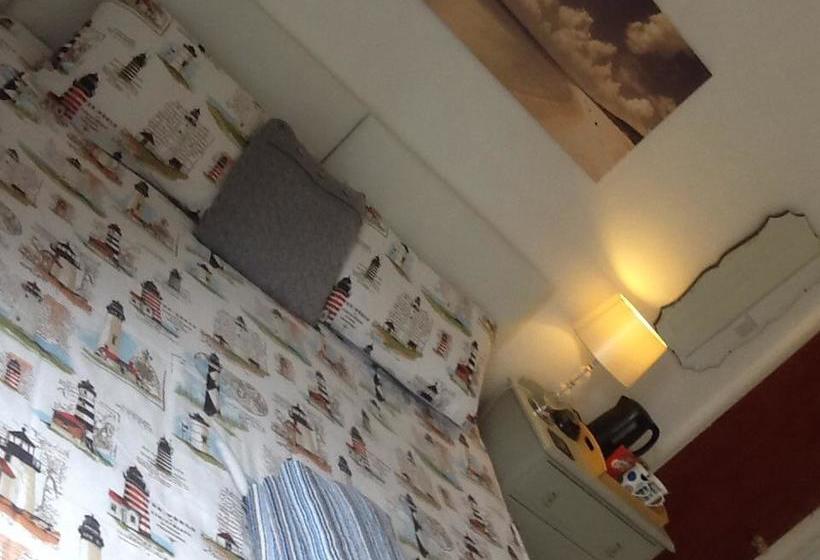 Beachside Bed And Breakfast 5