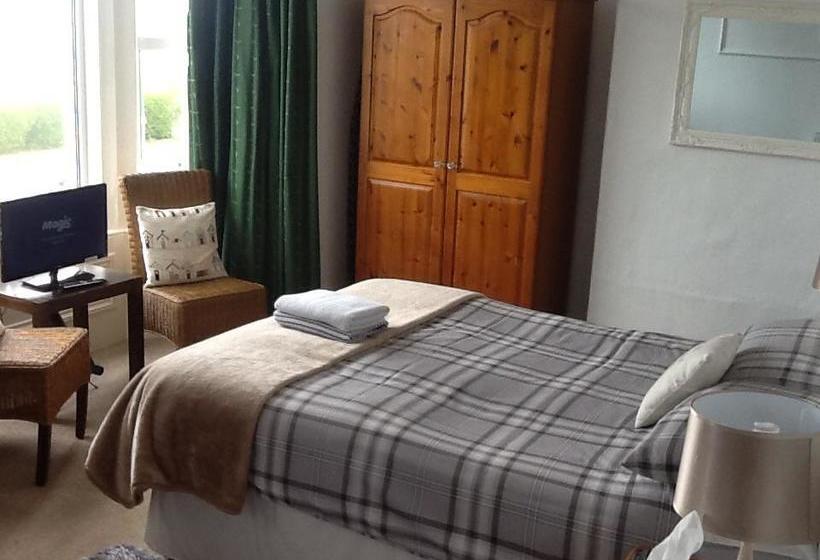 Beachside Bed And Breakfast 6