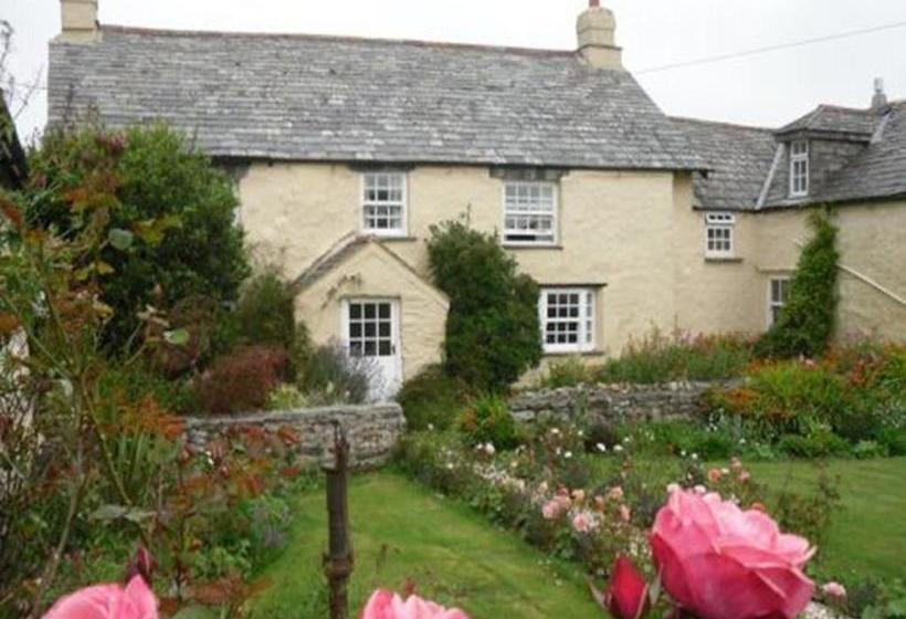 Bed and Breakfast Higher Tresmorn Farm