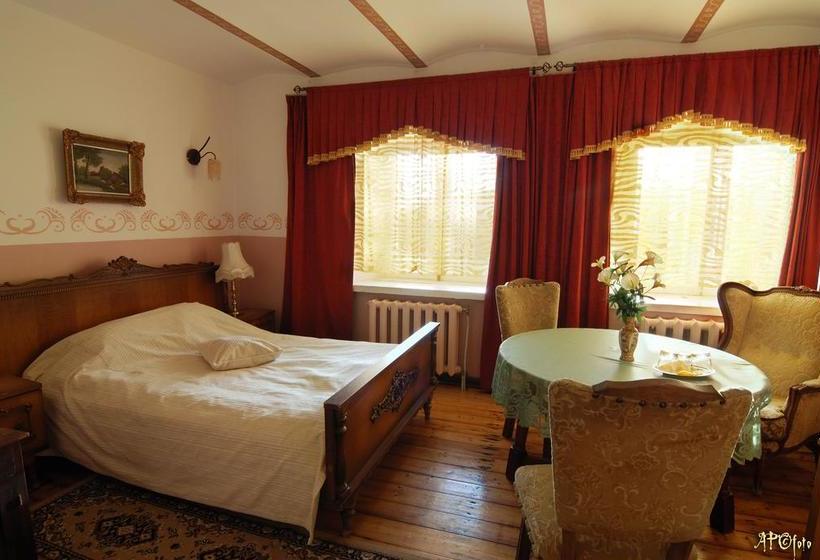 Hôtel Cantervilla Castle 3