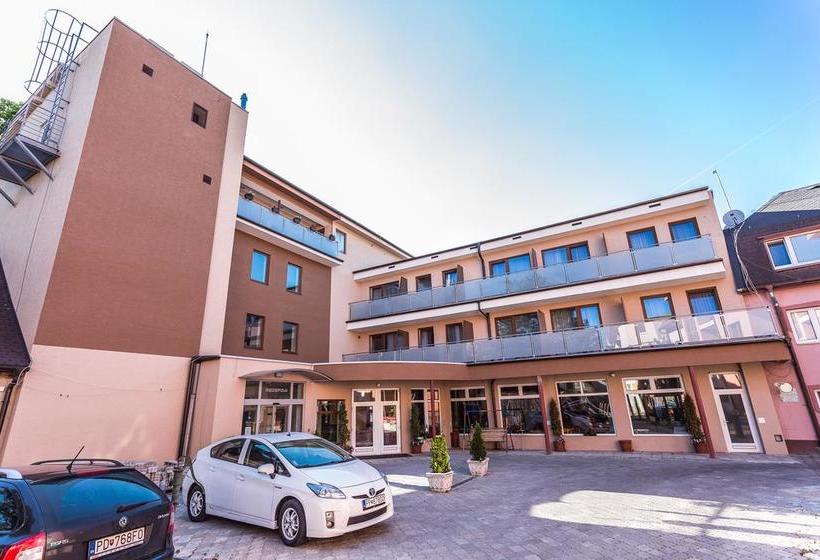 Garni Hotel Annemary