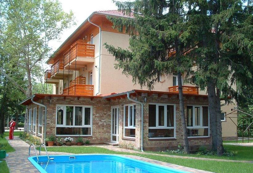 Hotel Villa Dorottya