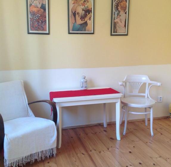 Bed And Breakfast Kyti Ka 9