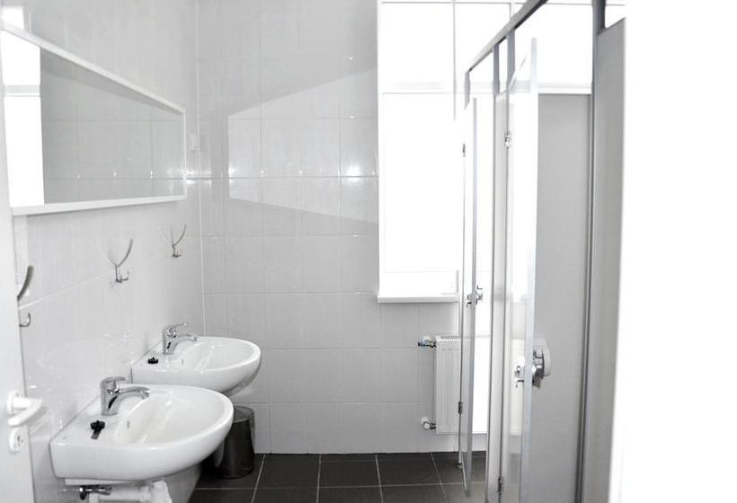 Dzintari Park Hostel 6