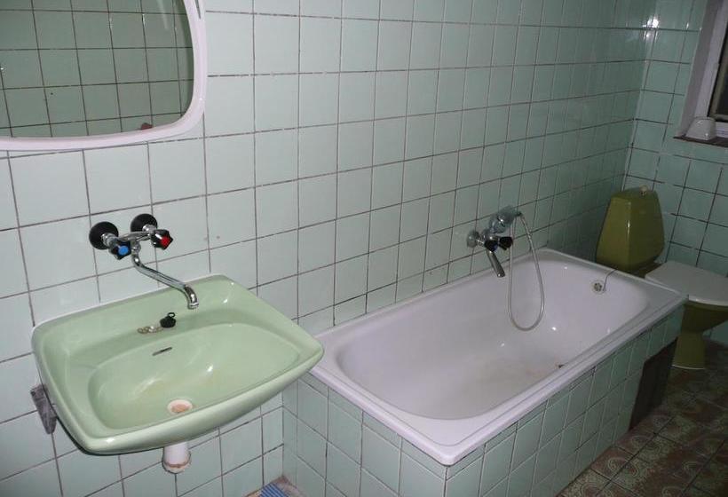 Ostello Chata Jit Enka 10