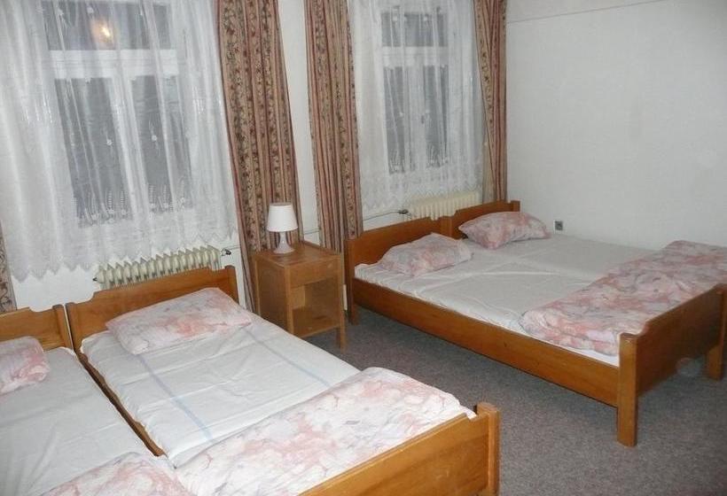 Ostello Chata Jit Enka 3