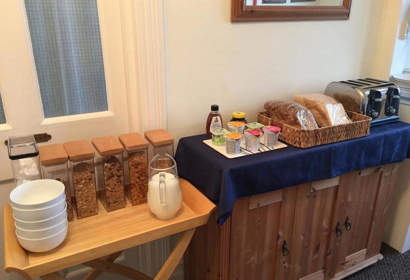 Bed and Breakfast Trewinda Lodge 8