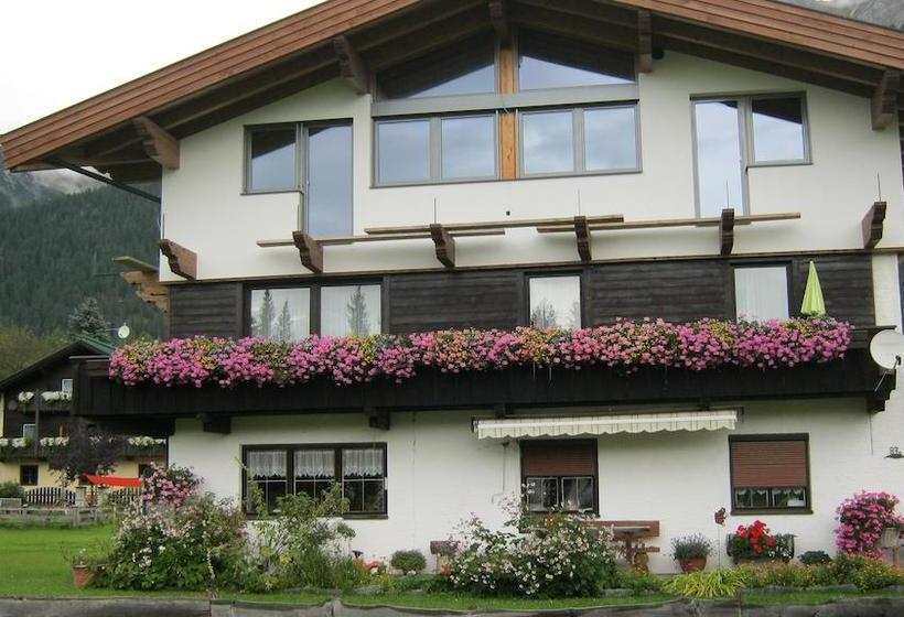 Bed & Breakfast Haus Karwendelblick