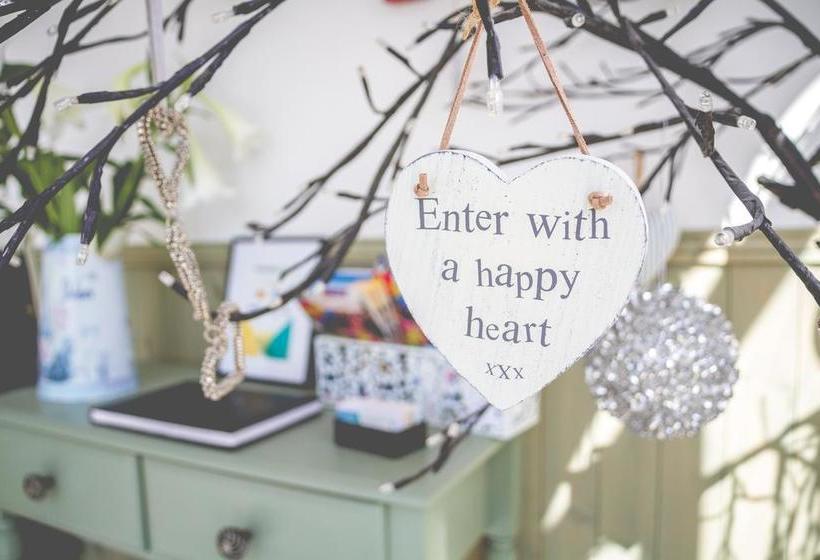 Bed and Breakfast Treveader House