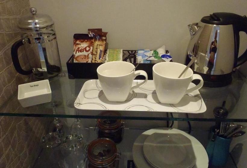 Bed & Breakfast Treveader House 14