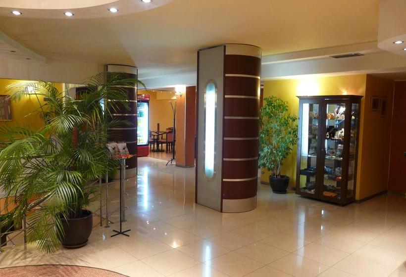 Hotel Ustra 4