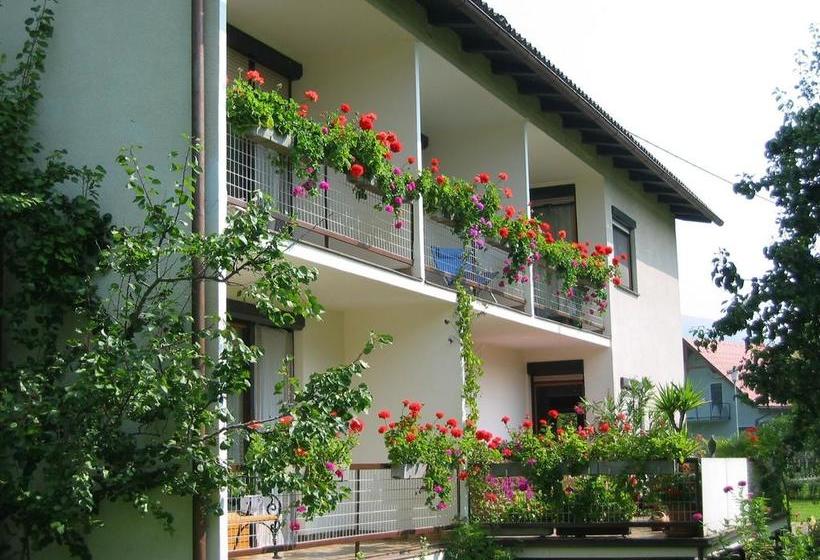 Bed and Breakfast Gästehaus Kuchernig