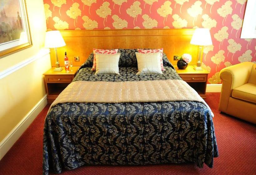 The Gretna Chase Hotel 11