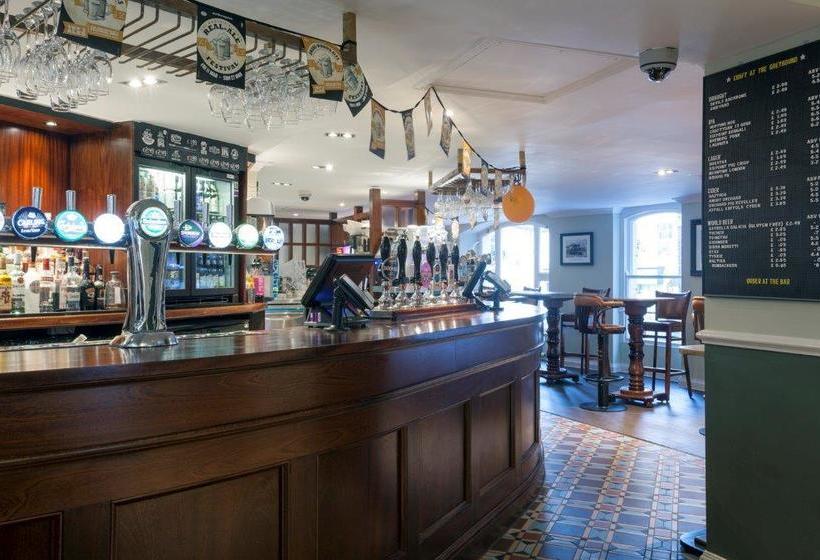 Hotel The Greyhound Wetherspoon 10