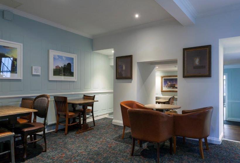 Hotel The Greyhound Wetherspoon 13