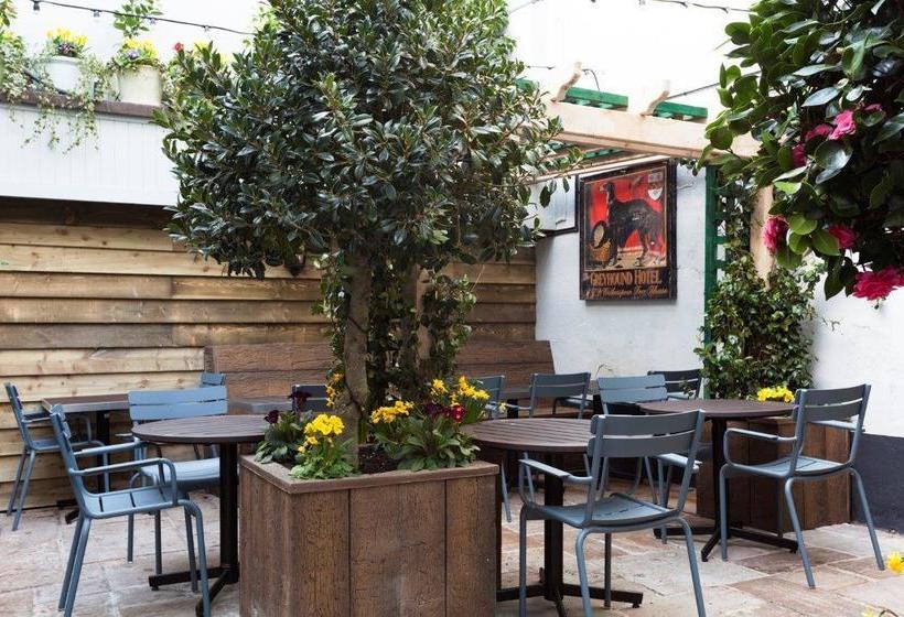 Hotel The Greyhound Wetherspoon 14