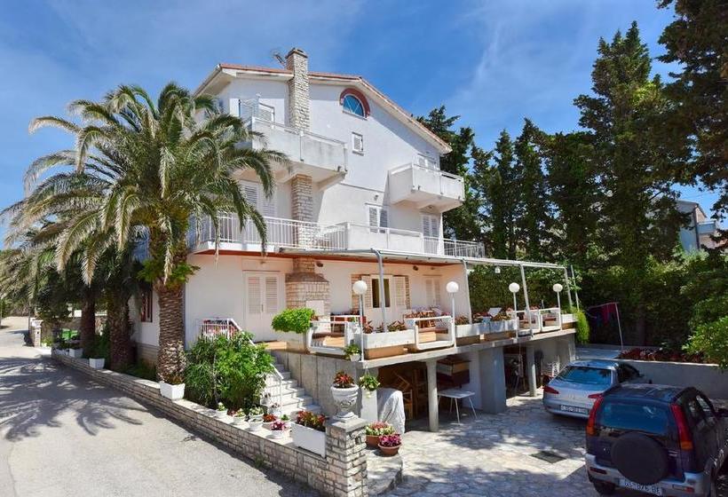 Pension Pansion Marija