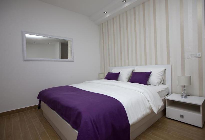 Bed & Breakfast Bed&Breakfast Rooms Ino