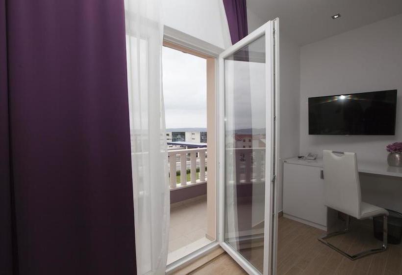 Bed & Breakfast Bed&Breakfast Rooms Ino 14