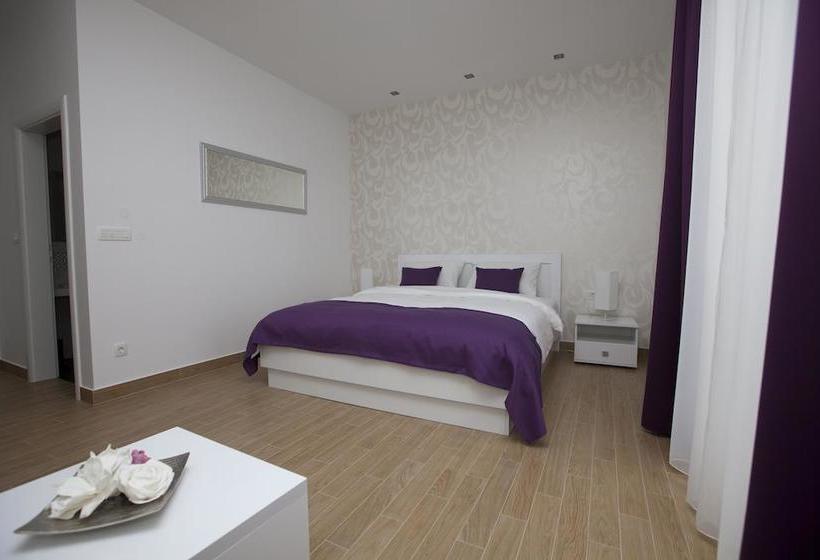 Bed & Breakfast Bed&Breakfast Rooms Ino 20