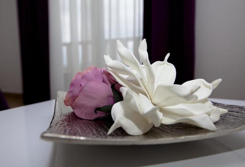 Bed & Breakfast Bed&Breakfast Rooms Ino 7