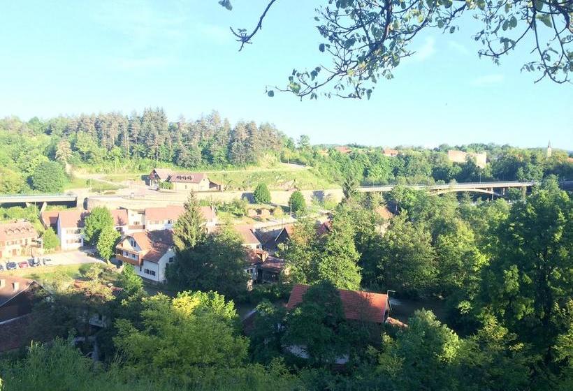 Bed and Breakfast Restaurant & Rooms Feniks 1