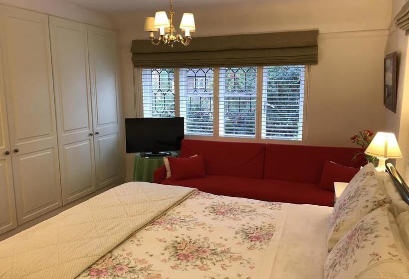 Forest Lodge Bed And Breakfast 1