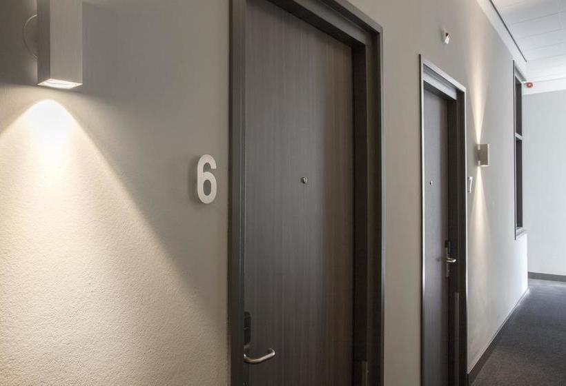 Hotel Markt Bladel 12