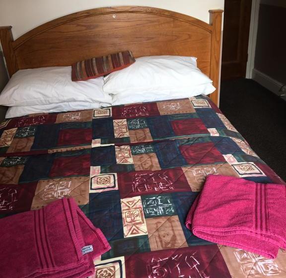 Hotel The Olde Swan 9