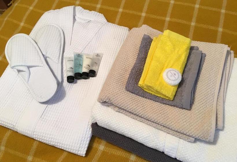 Bed & Breakfast No. 9 7