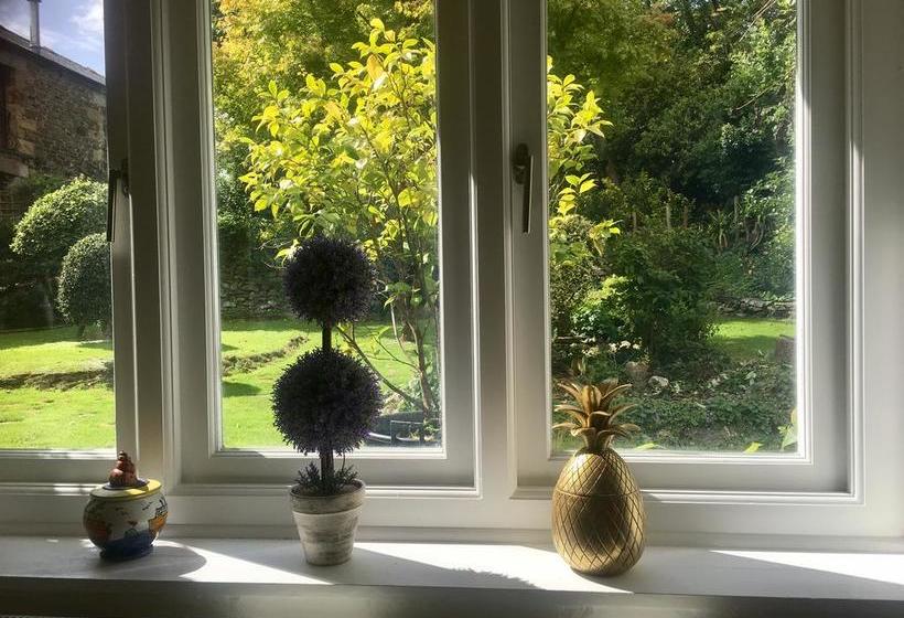 Bed and Breakfast Trewassick Barn 5