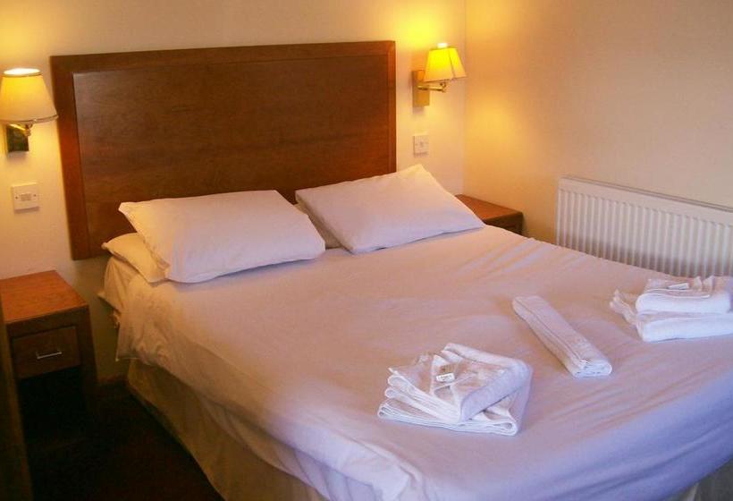 Hotel Red Admiral 15