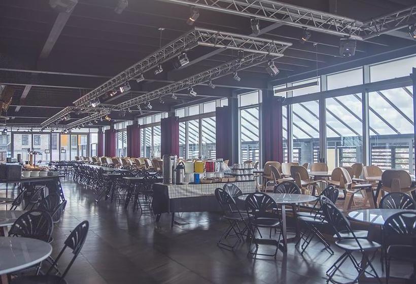 Hotel The Stay Club Colindale 12