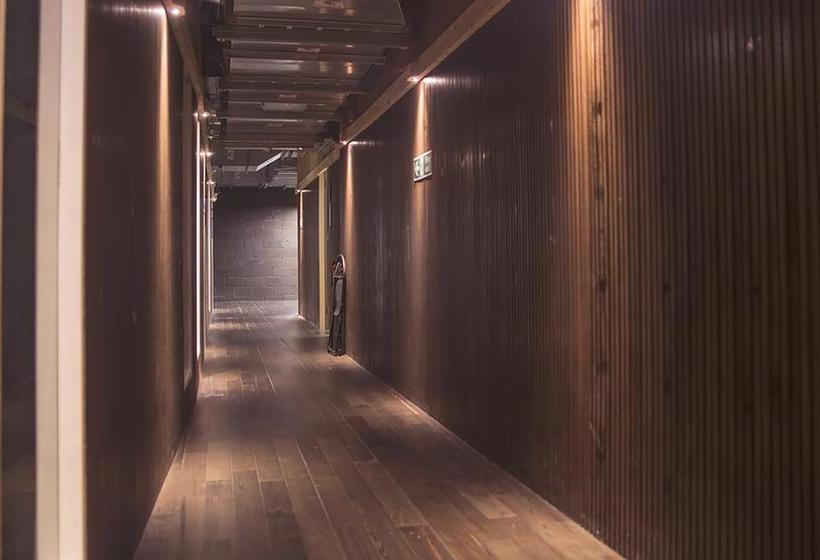 Hotel The Stay Club Colindale 7