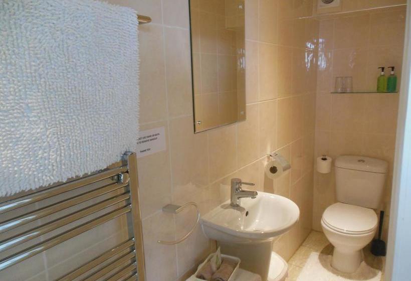 Bed and Breakfast High Tor Guest House 3