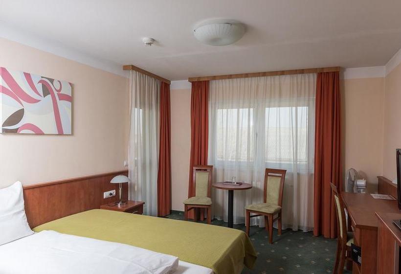 Bed and Breakfast Breitenlee 1