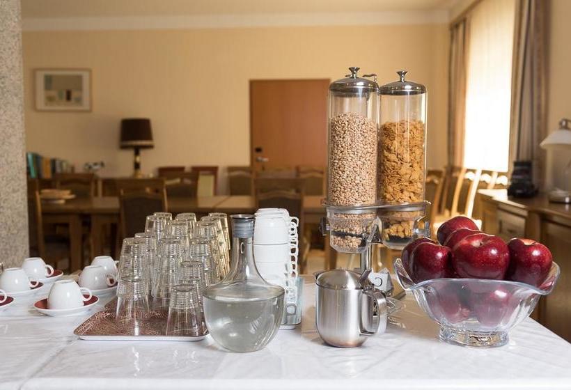 Bed and Breakfast Breitenlee 8