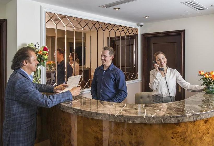 Hotel The George Street