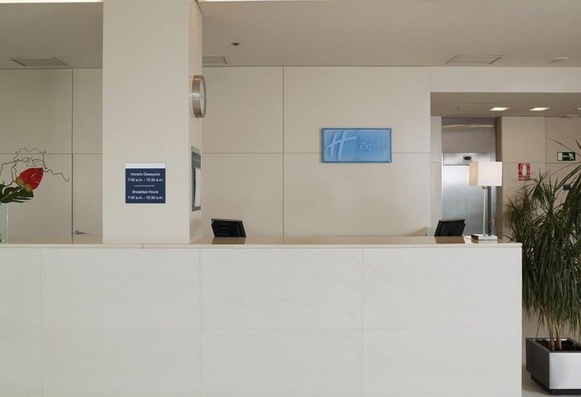 Hotel Holiday Inn Express Pamplona  | Pamplona | Navarra | España 16