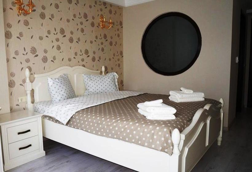 Hotel Romantic Boutique 16