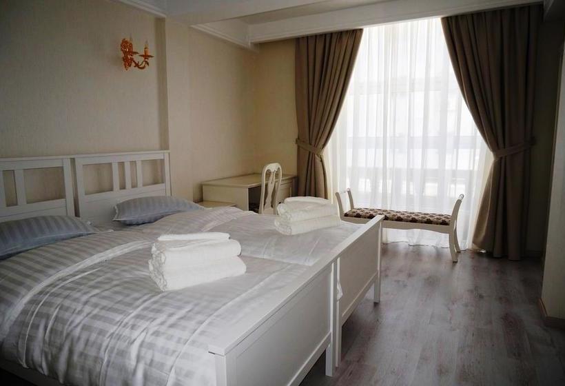 Hotel Romantic Boutique 18